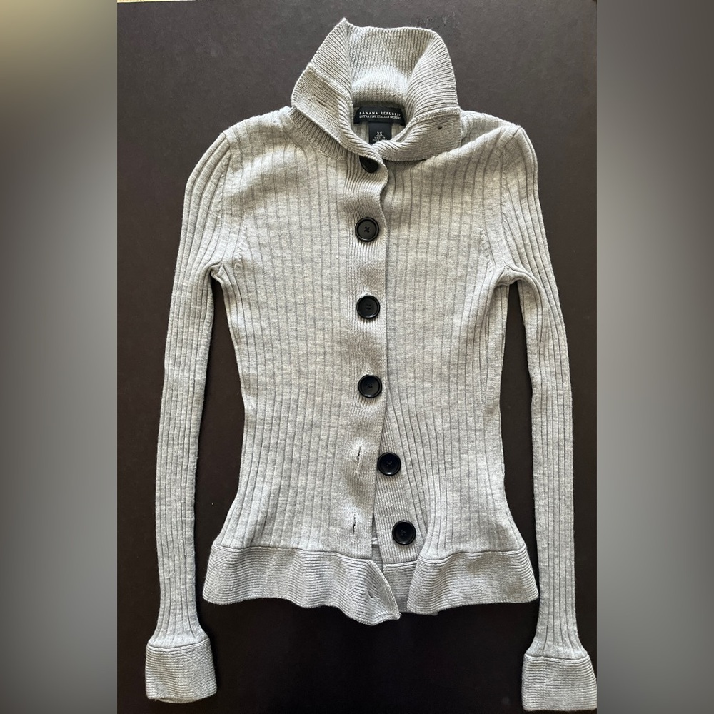 New Banana Republic Sweater